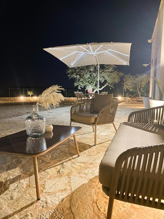 Enjoytrulli - Countryside Villa Noci Eksteriør billede